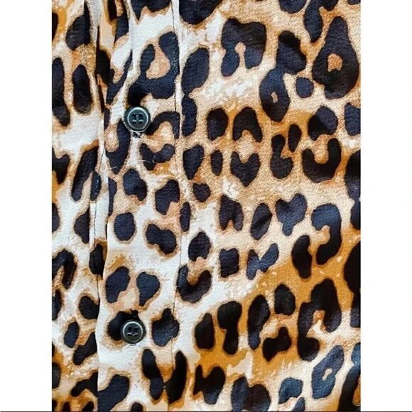 H& M Leopard Balloon 3/4 Sleeves  Button Down Flowy Viscose Womens Blouse SZ S - Picture 6 of 8